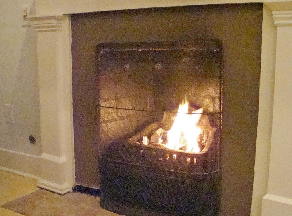 Jingle Bells Square Cottage-Historic District-Bright- Fireplace Savannah Exteriér fotografie